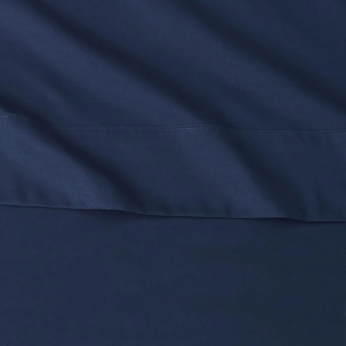 Amazon Basics Lightweight Super Soft Easy Care Wrinkle Free Microfiber 3 Piece Bed Sheet Set with 14-Inch Deep Pockets, Twin, Navy Blue, Solid, Kids, Men & Women Bedding